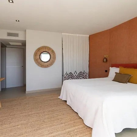 Casa Lou בית הארחה