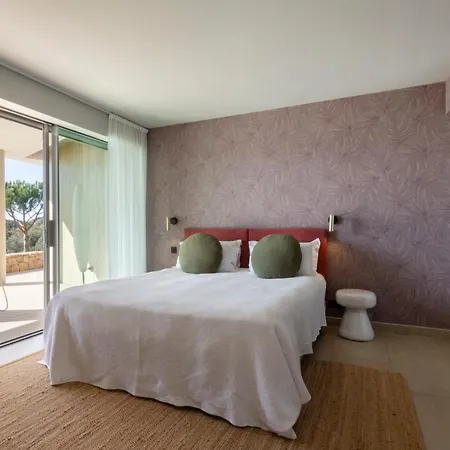 Casa Lou בית הארחה