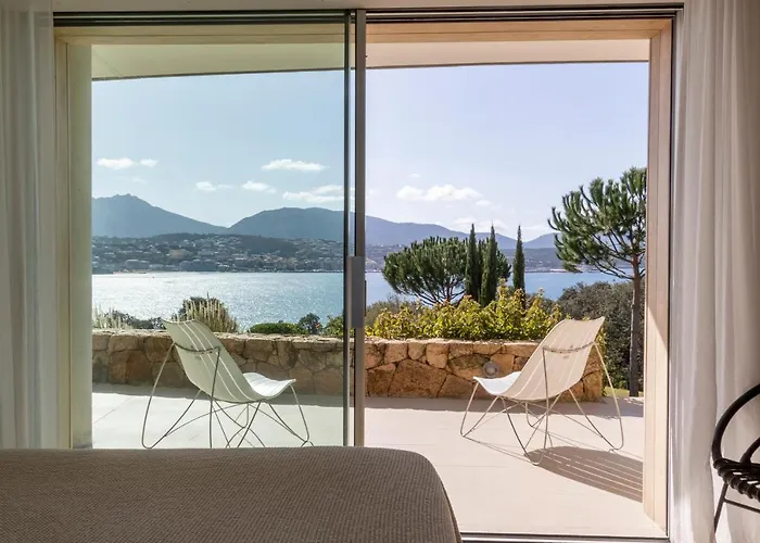 Pensjonat Casa Lou 3*